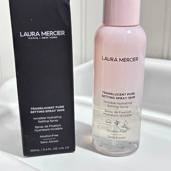 New LAURA MERCIER Translucent Setting Spray 16 Hour Hydrating Full size 3.4 oz - Picture 2 of 3